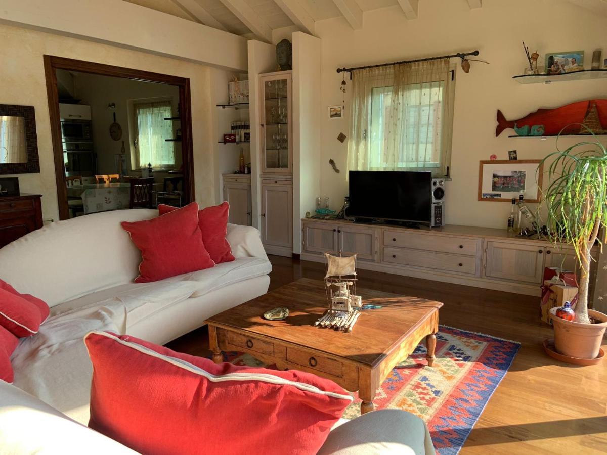 B&B Dolce Vista Al Lago Lugano Porto Ceresio Εξωτερικό φωτογραφία